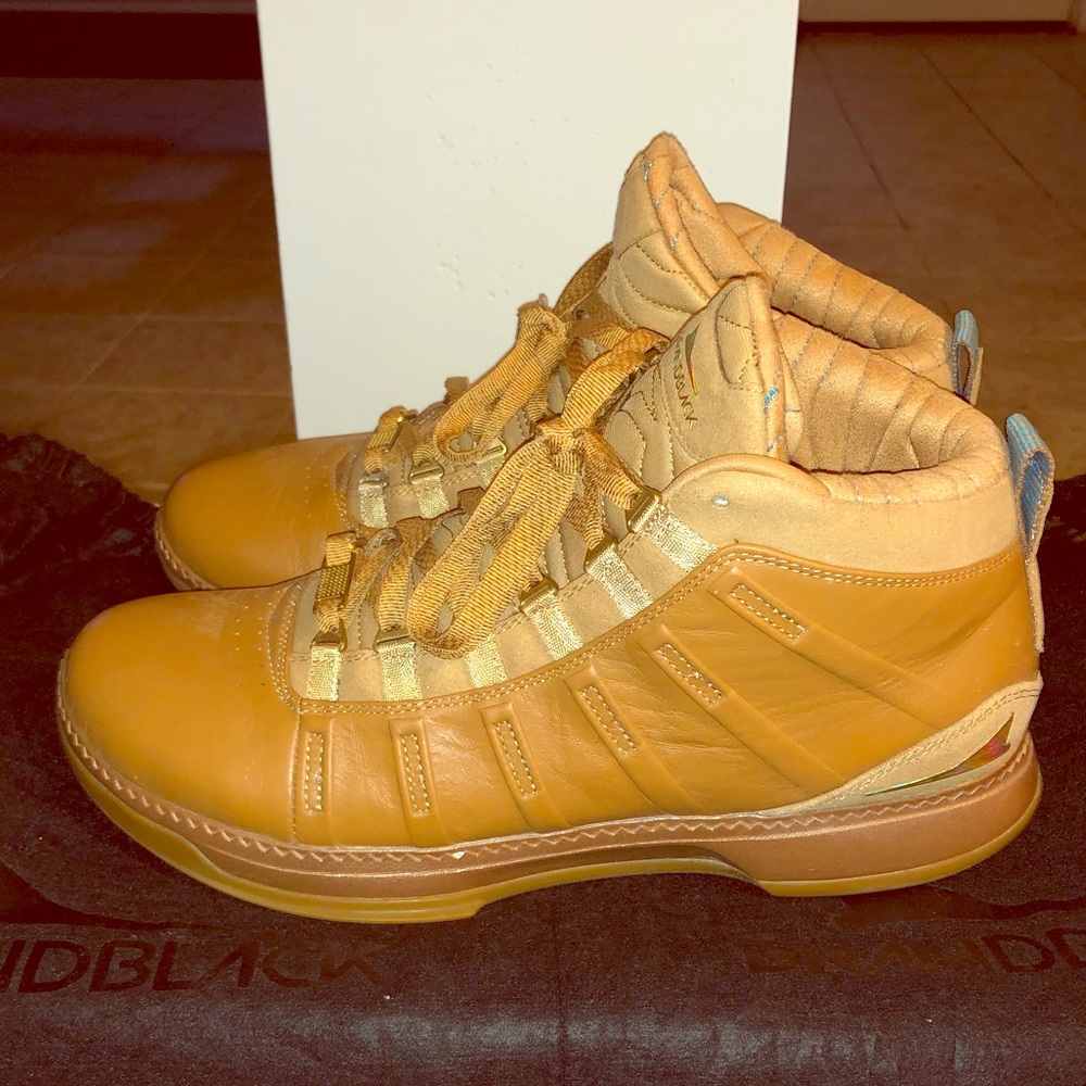 Pre Owned Brand Black Basketball Sneakers